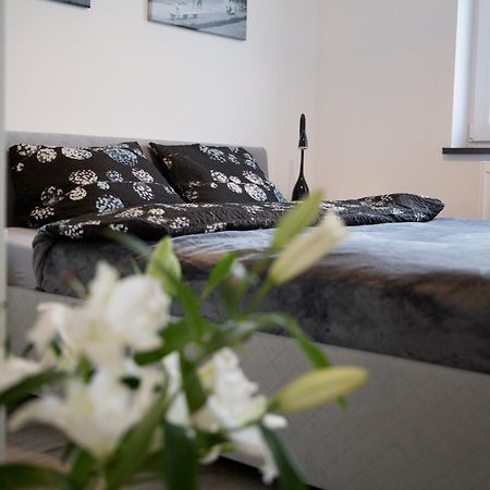 Apartament 102 G&W Apartment Wroclaw Exterior photo
