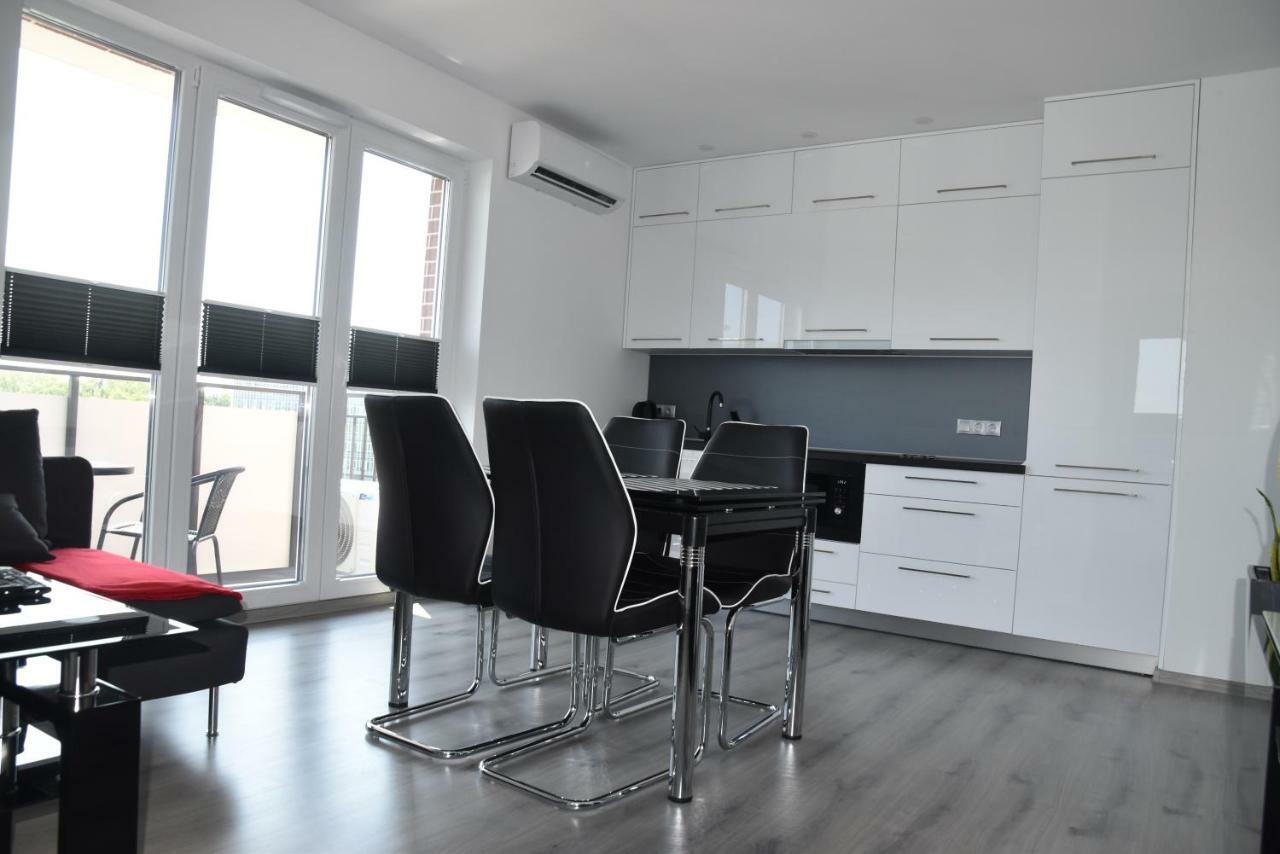 Apartament 102 G&W Apartment Wroclaw Exterior photo