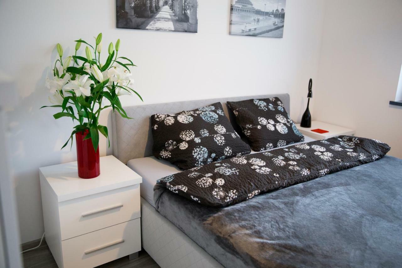 Apartament 102 G&W Apartment Wroclaw Exterior photo